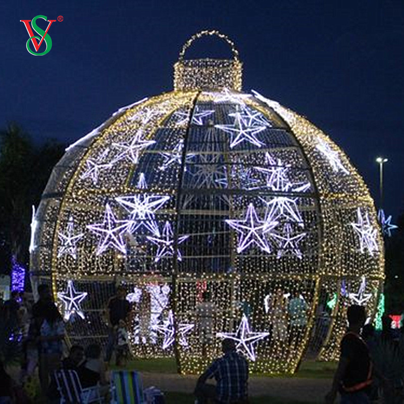 Ornamenti decorativi per esterni LED 3D Sfera Natale Palline giganti Luce a motivi