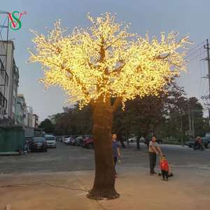 Luce artificiale gigante dell'albero del fiore di ciliegio all'aperto per la decorazione del paesaggio di festa