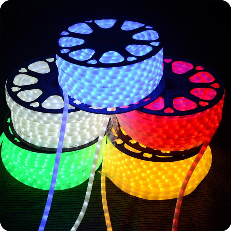 Striscia E Luce Della Corda