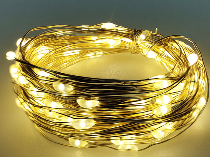 La tua guida all'illuminazione natalizia