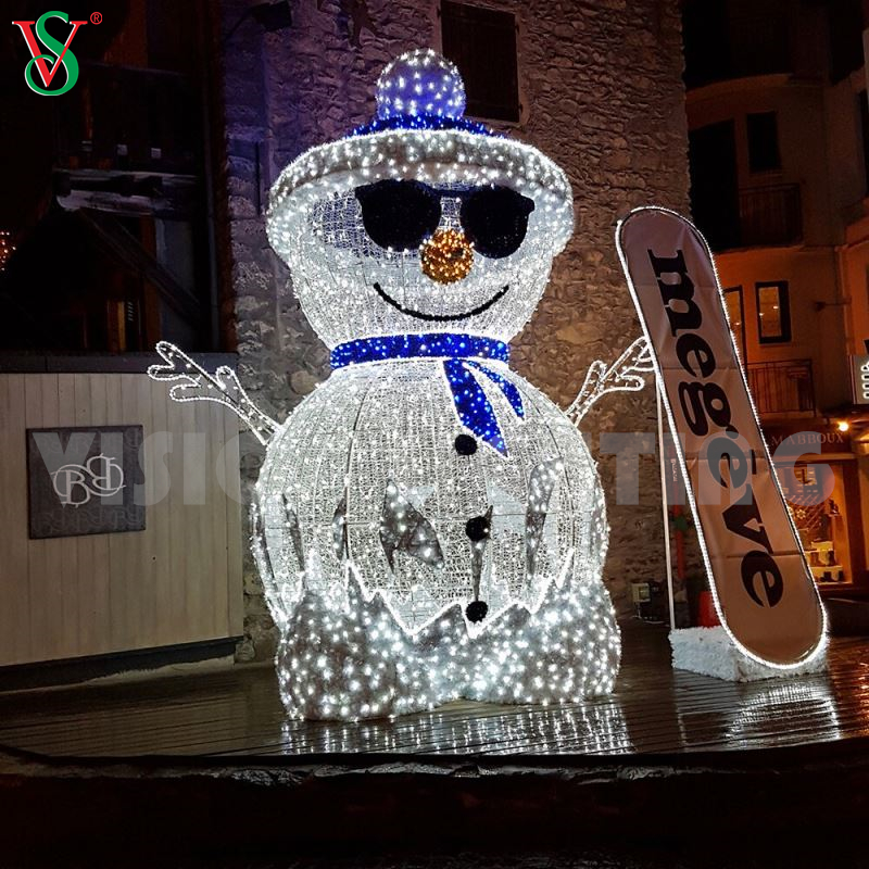 La statuetta 3D all'aperto personalizzata ha illuminato le luci della scultura a led del pupazzo di neve di Babbo Natale