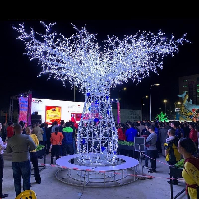 Luce di albero di ramo di natale decorativo a LED 3D per uso commerciale all'aperto